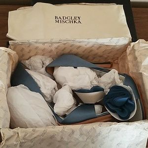 Badgley Mischka Randall